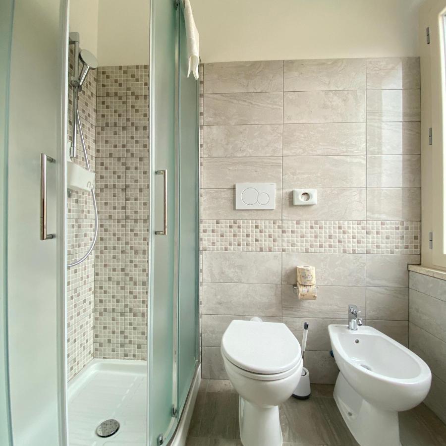 Hotel Bed And Book Rimini Exterior photo